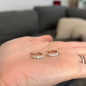 Rose gold diamond hinge hoop earrings. 0.80 carat size diamonds